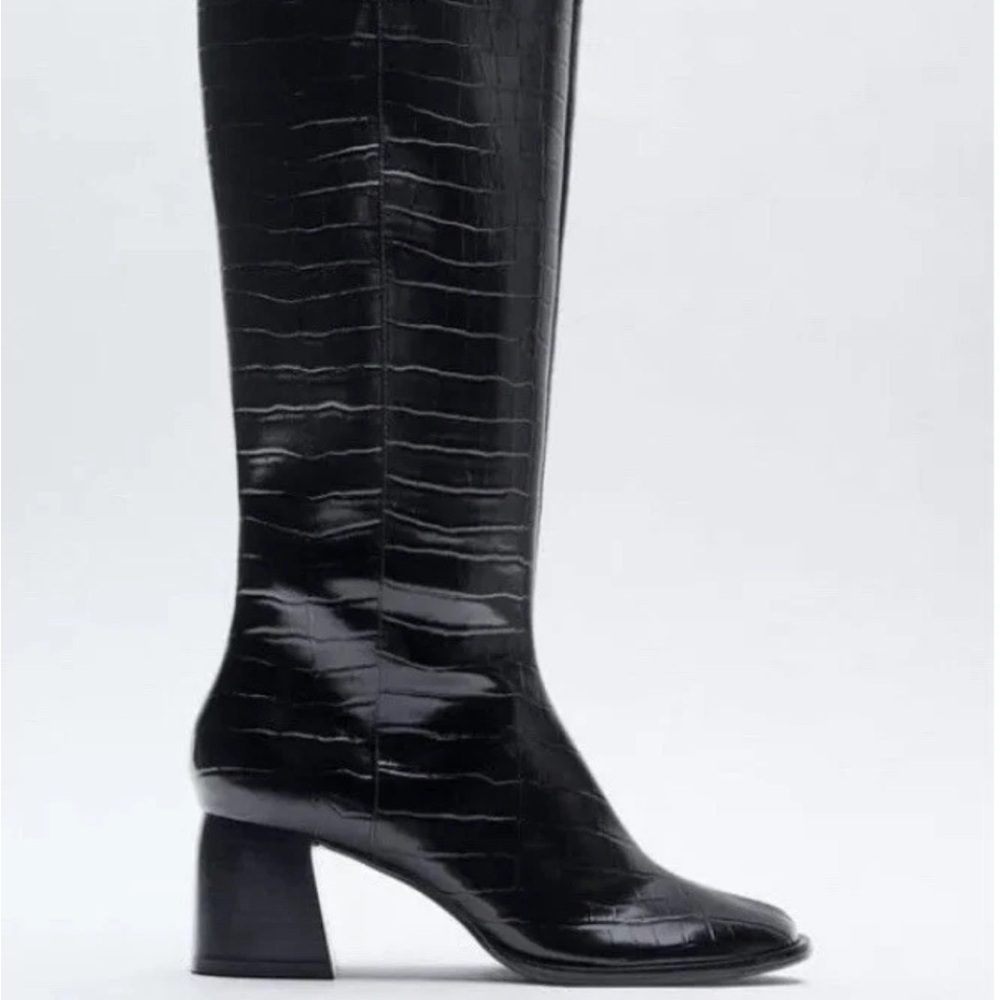 ZARA HEELED ANIMAL PRINT HIGH SHAFT BOOTS BLACK